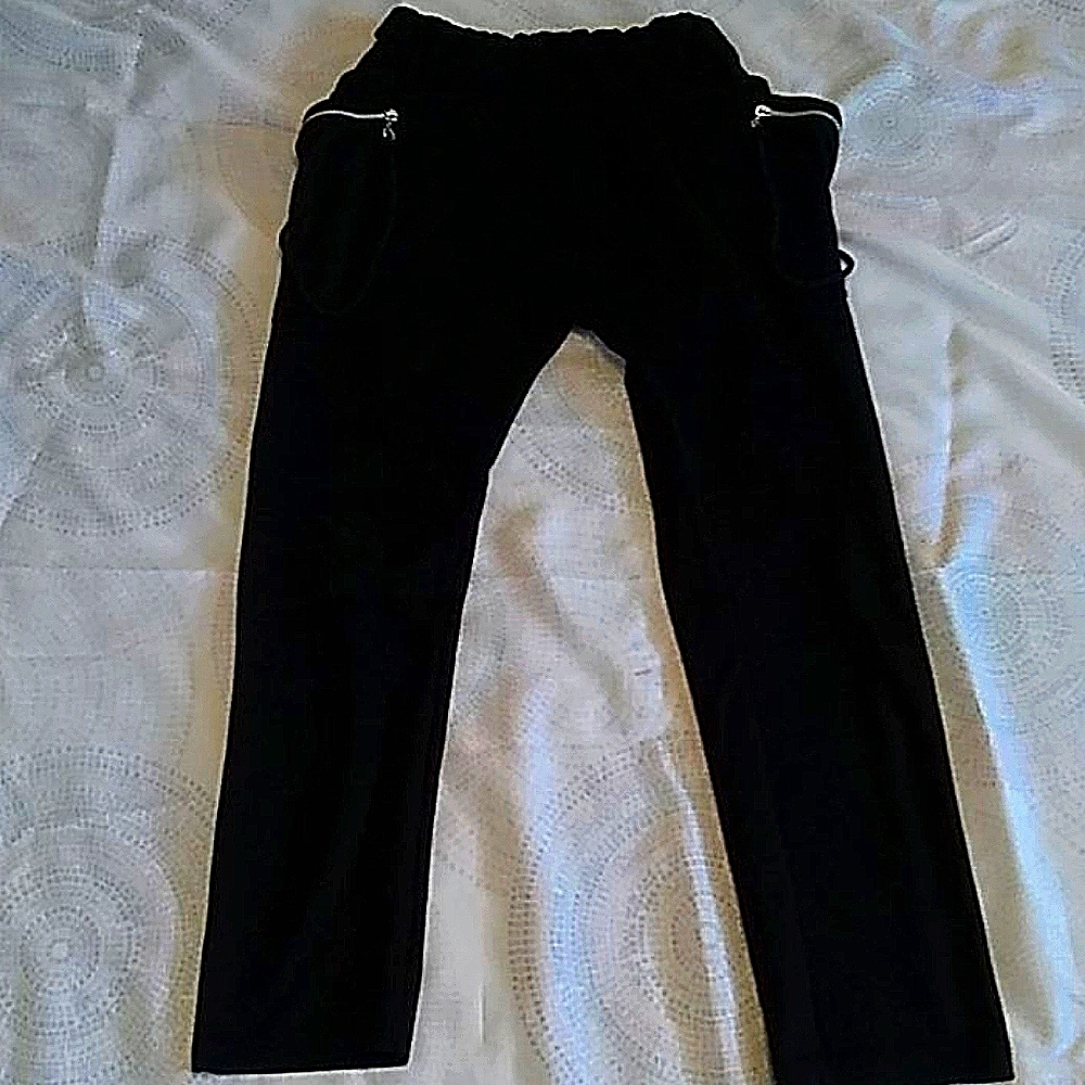 Brand Top Here Skater sweats